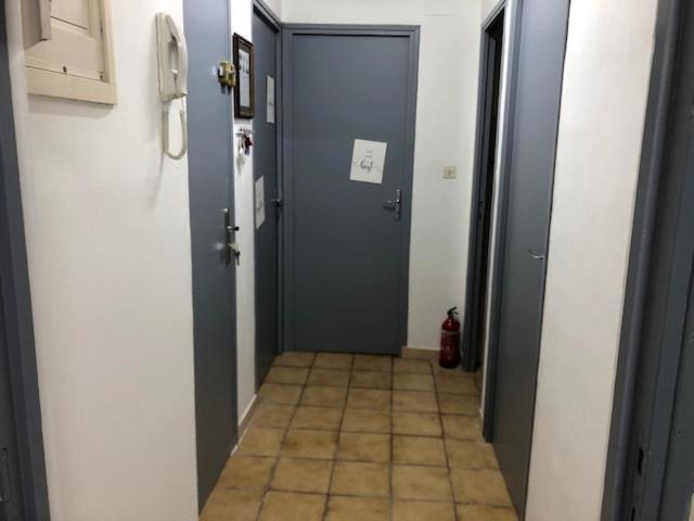 Hoche Appartement Coursan Buitenkant foto