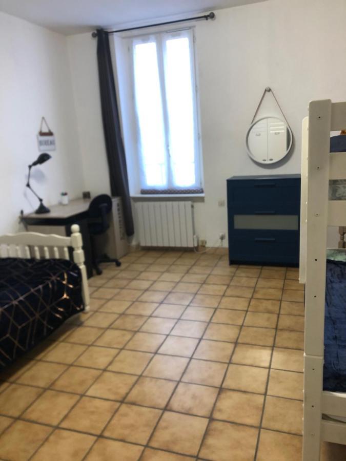 Hoche Appartement Coursan Buitenkant foto