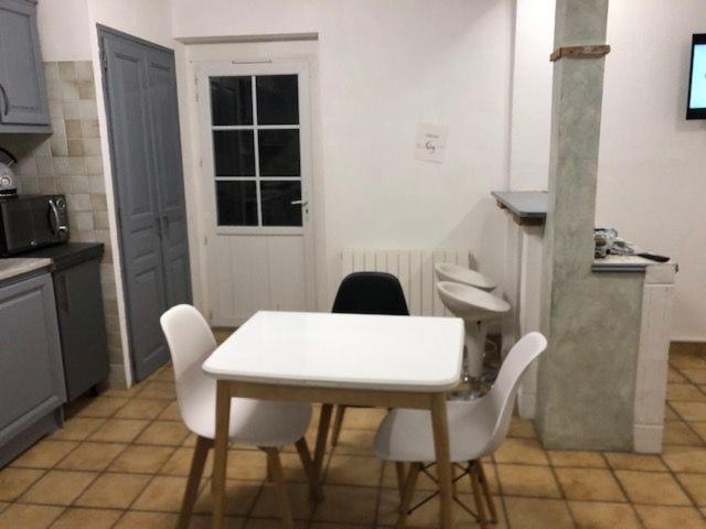 Hoche Appartement Coursan Buitenkant foto