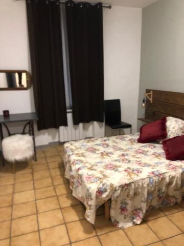 Hoche Appartement Coursan Buitenkant foto