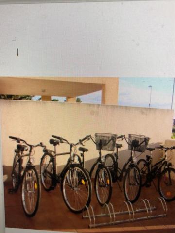 Hoche Appartement Coursan Buitenkant foto